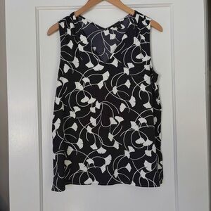Ann Taylor Black and White Floral V-Neck Shell